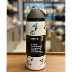 Owala FreeSip Water Bottle 32oz – Snoopy